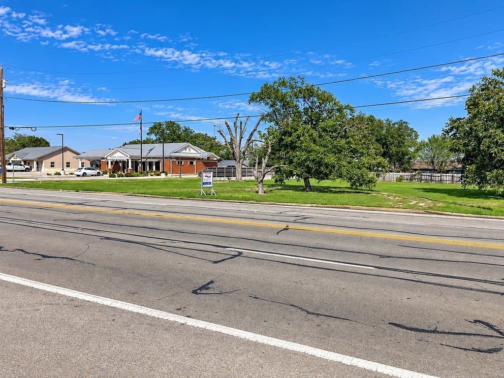 711 South Eagle Street