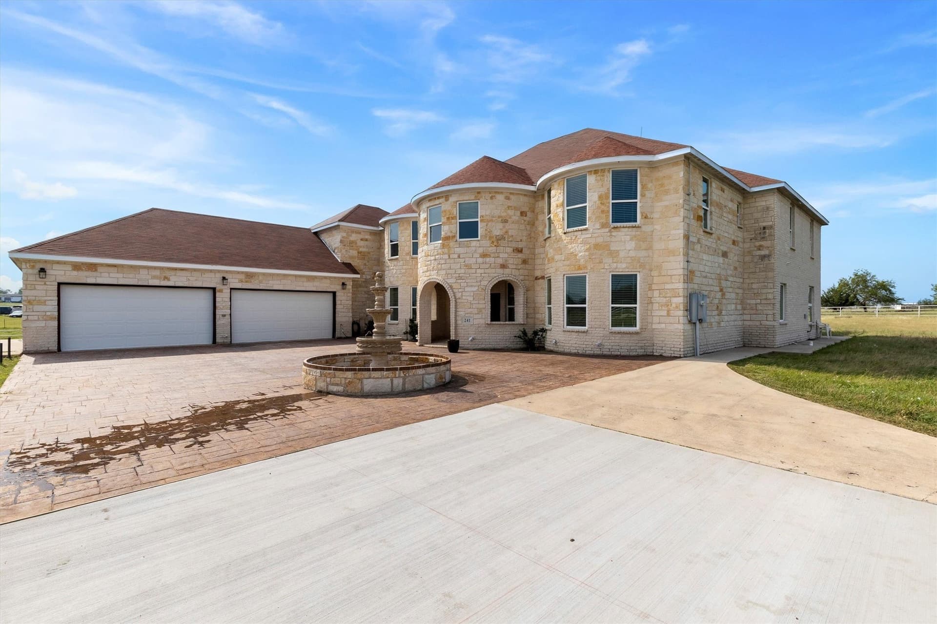 24.05 acres in Ellis County