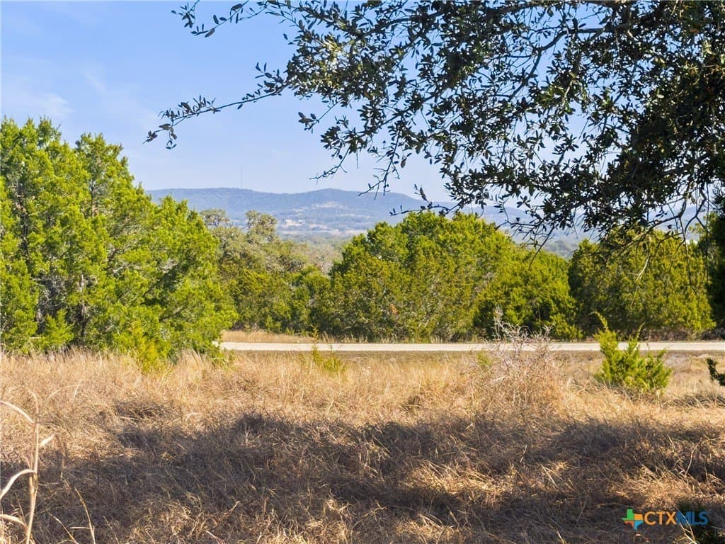 2.14 acres in Bandera County