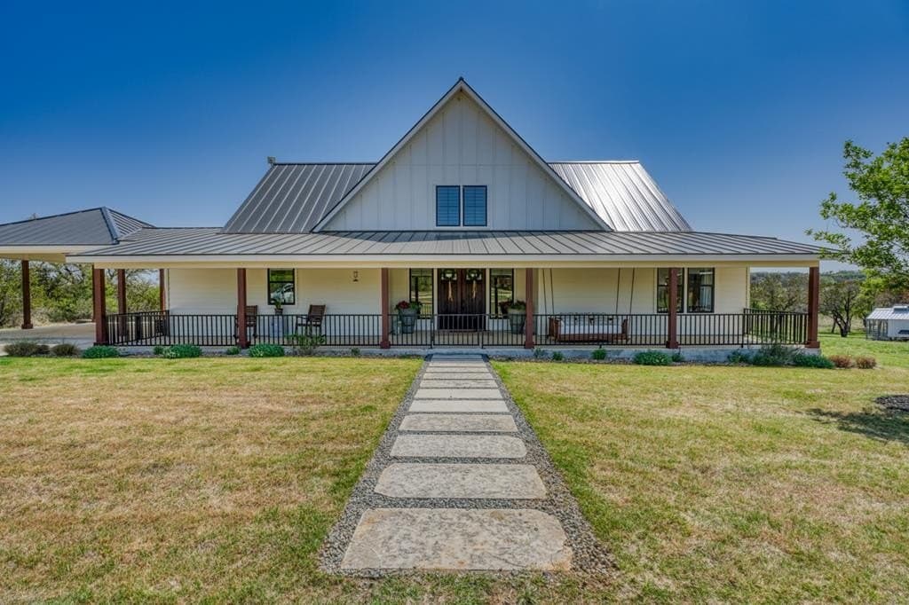 20.5 acres in Blanco County