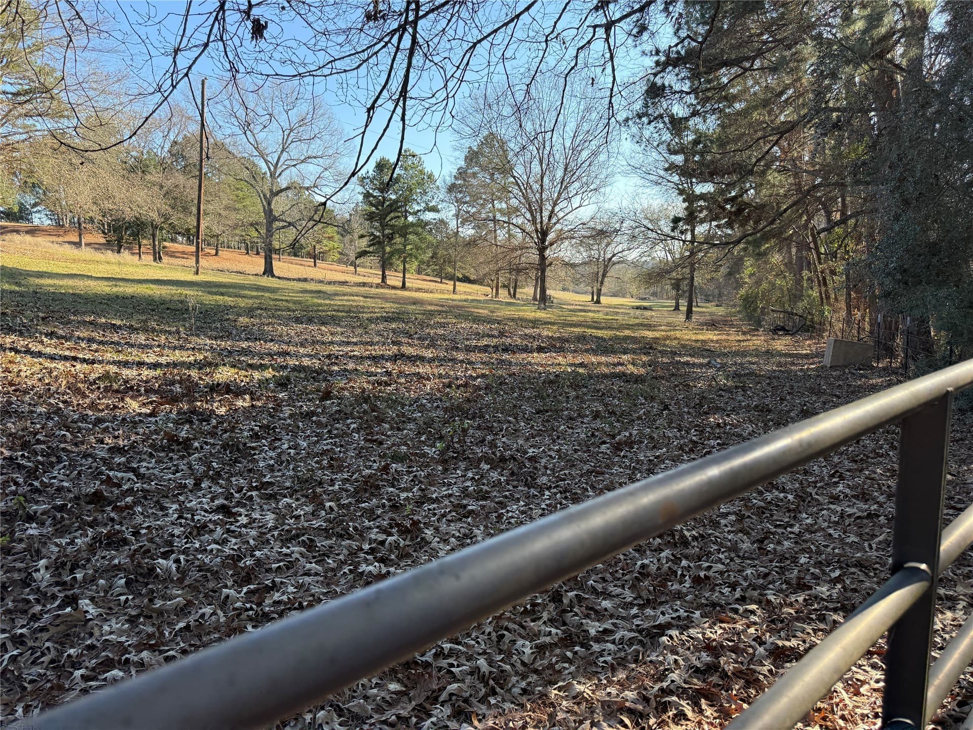 5.56 acres in Smith County
