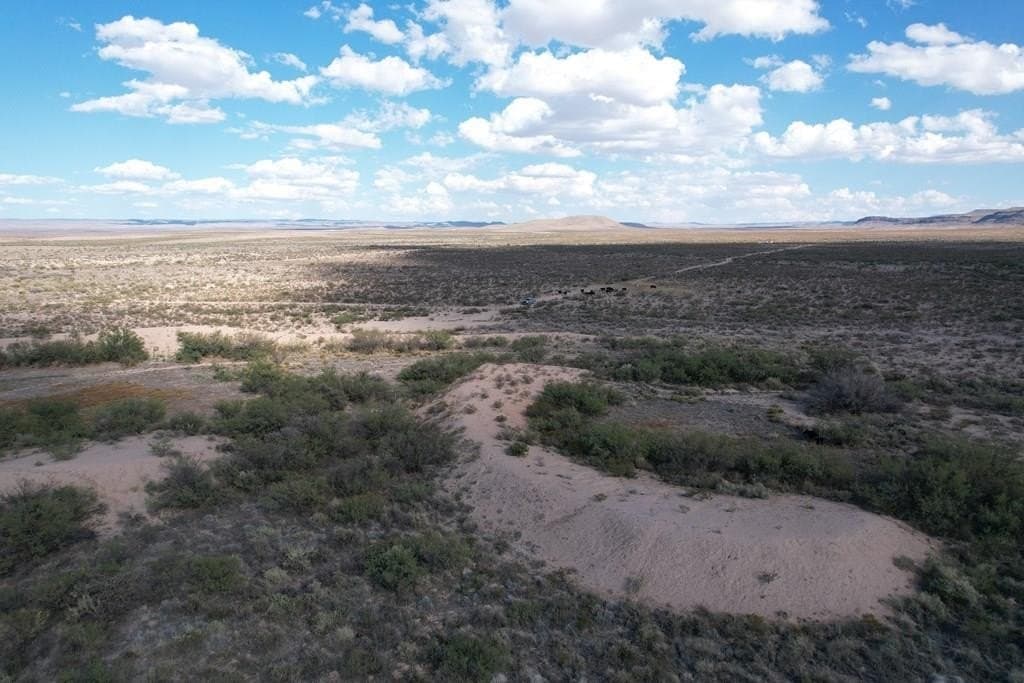 20 acres in Hudspeth County