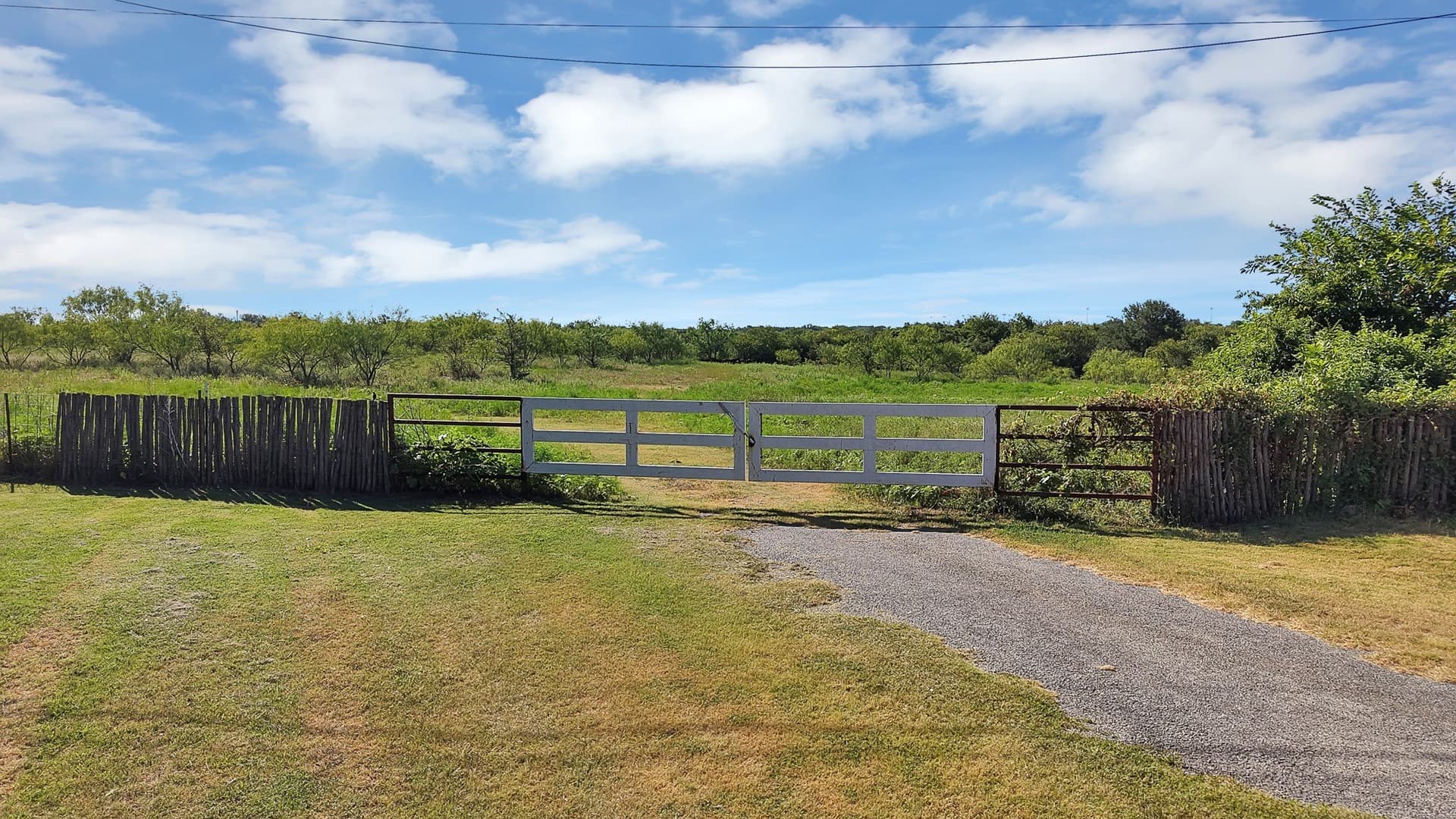 153 acres in Erath County