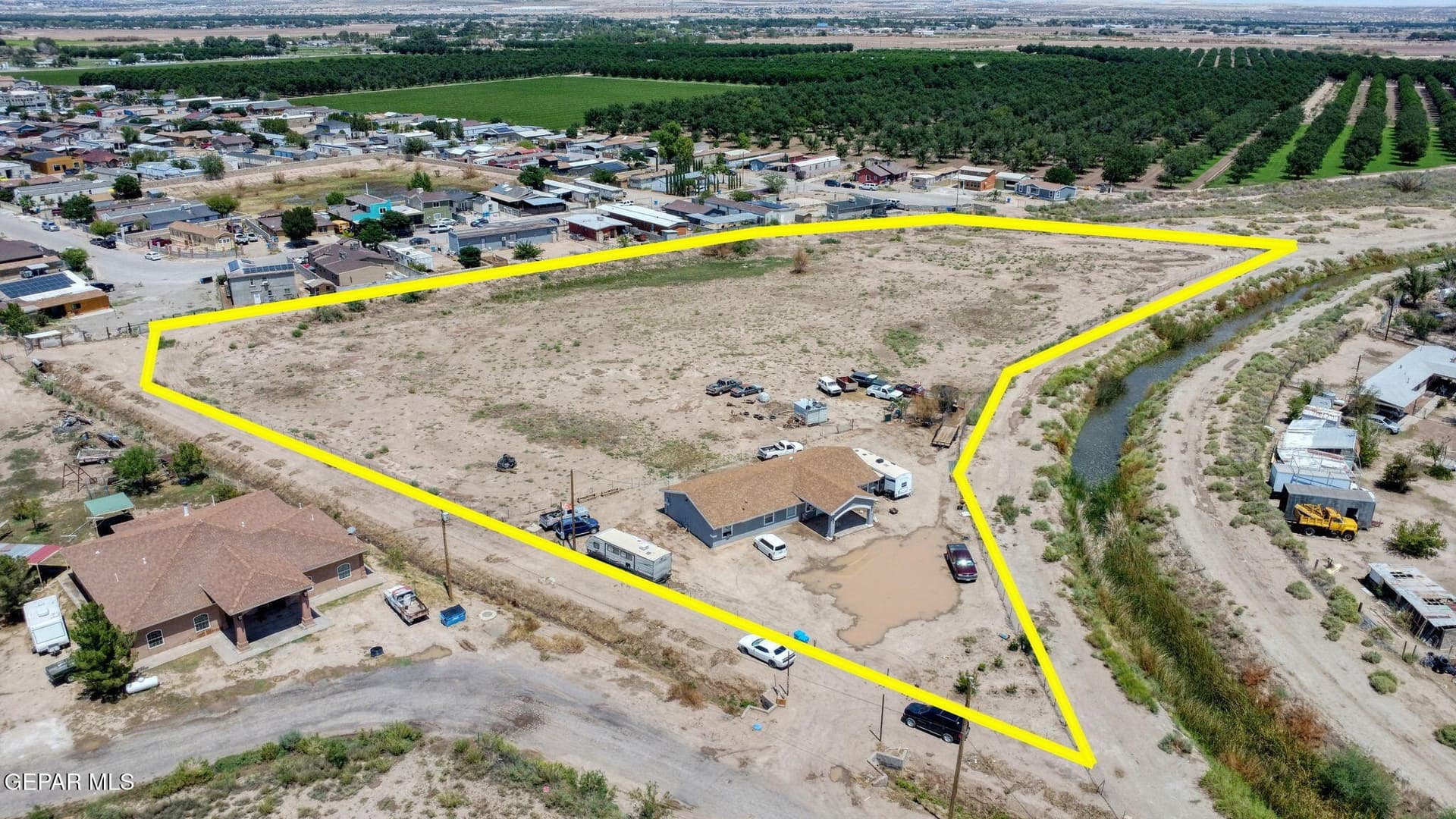 5.1 acres in El Paso County
