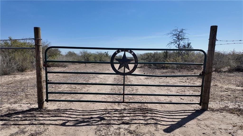 50 acres in Brooks County