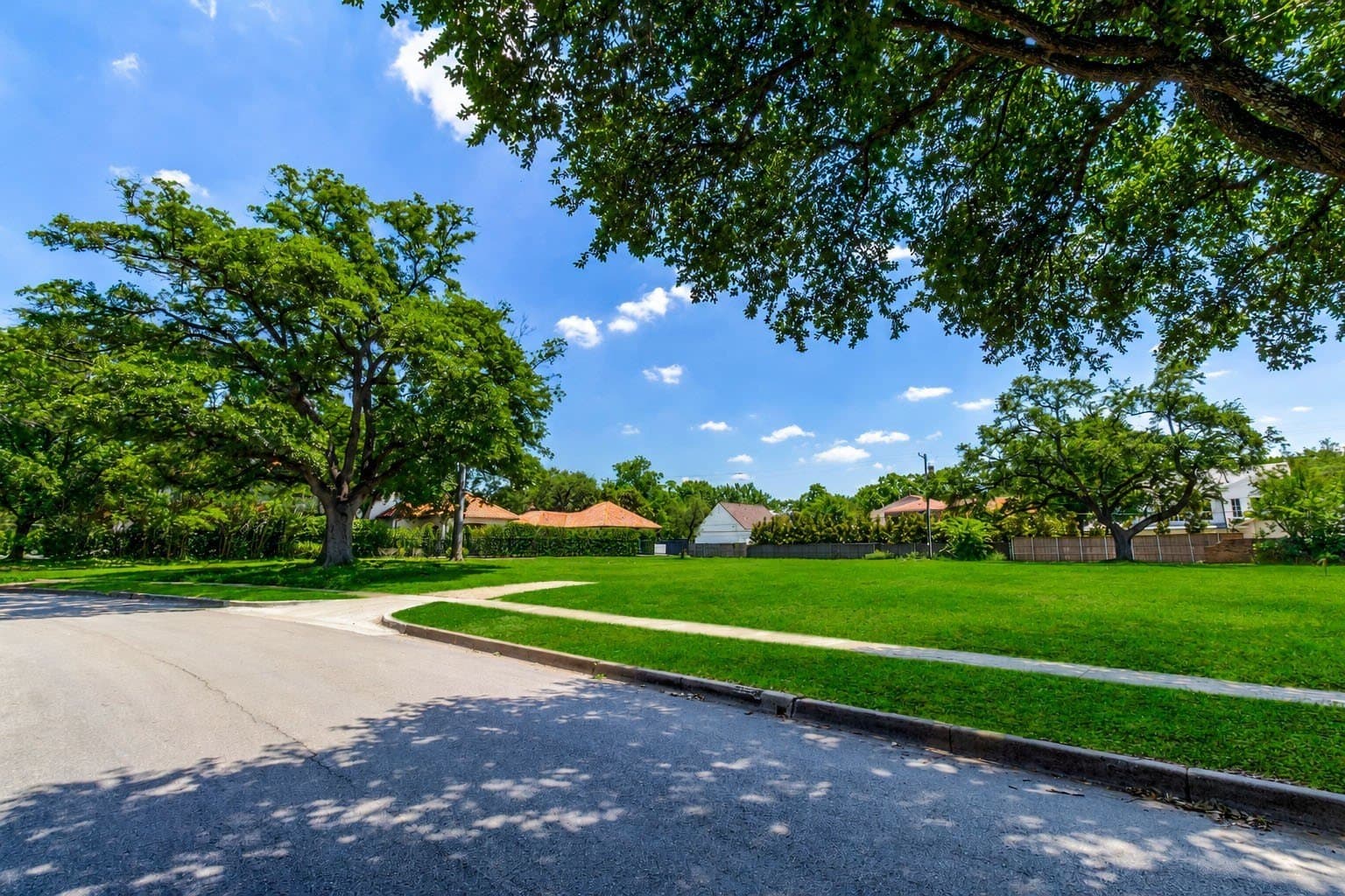 0.68 acres in Dallas County