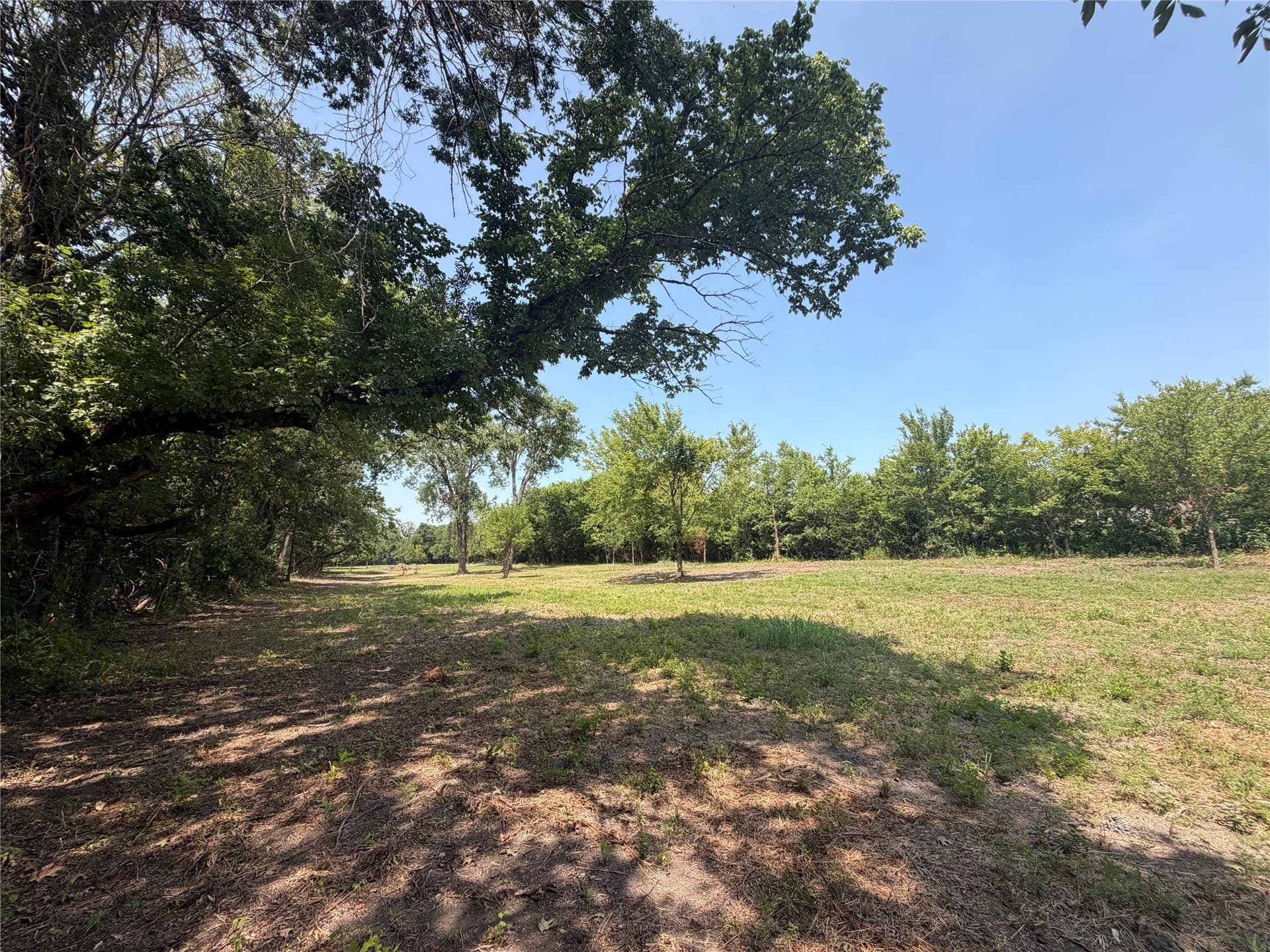3 acres in Grayson County
