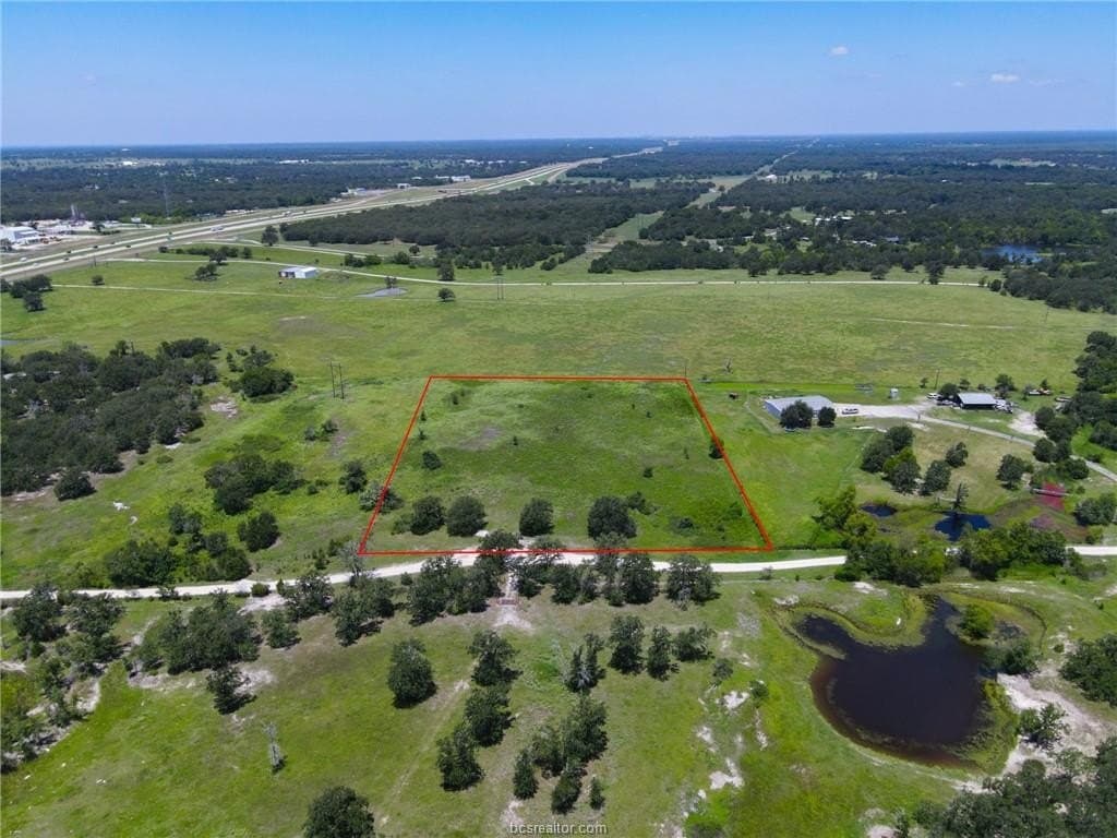 5 acres in Brazos County