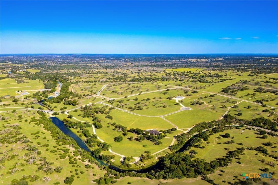 16.2 acres in Gillespie County