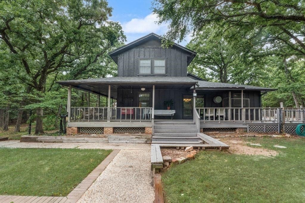 14 acres in Hunt County