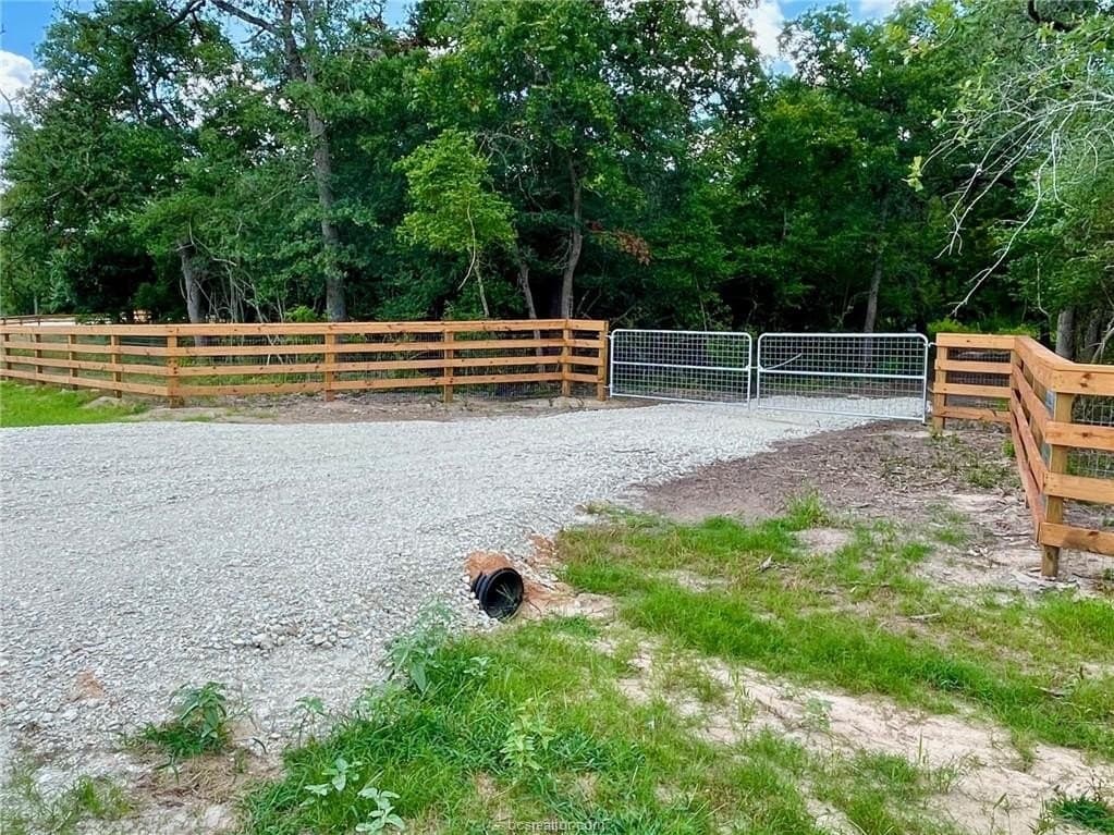 1.72 acres in Leon County