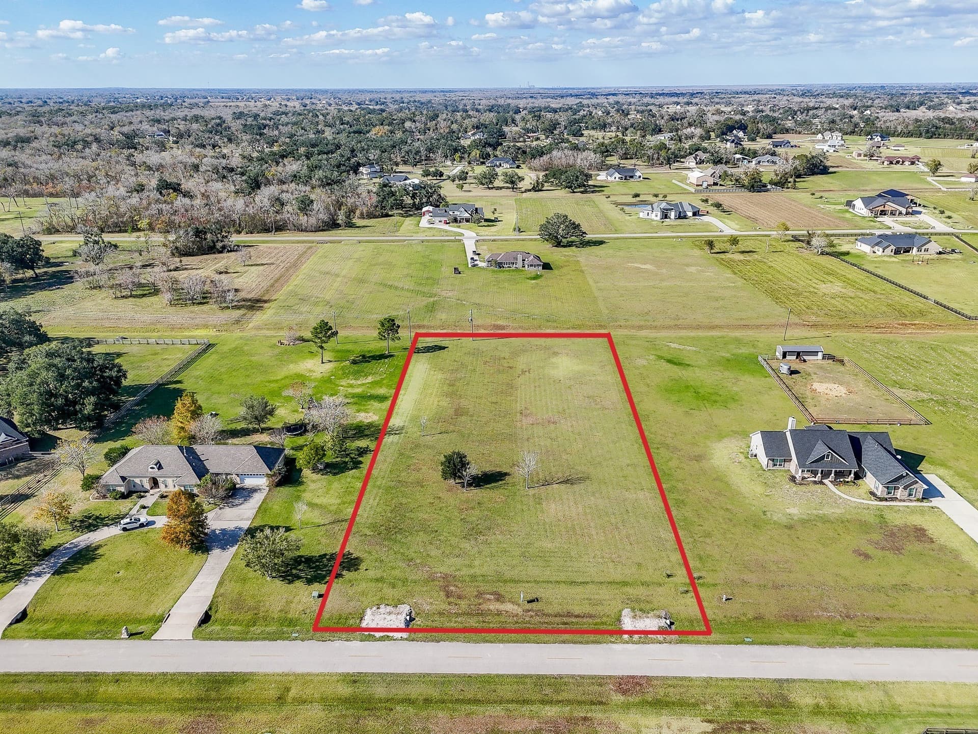2 acres in Brazoria County