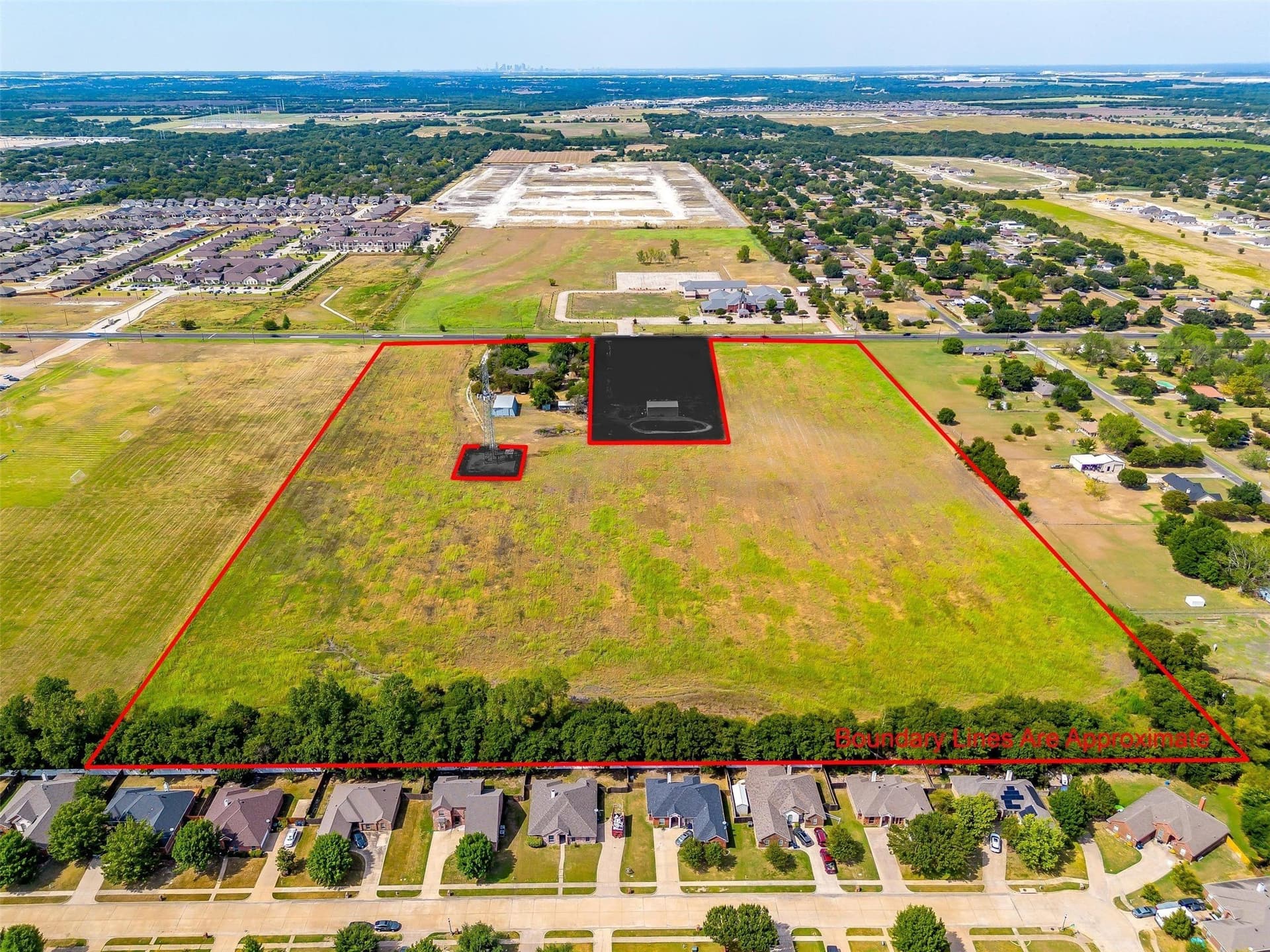23.83 acres in Ellis County