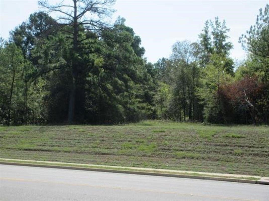 21.1 acres in Gregg County