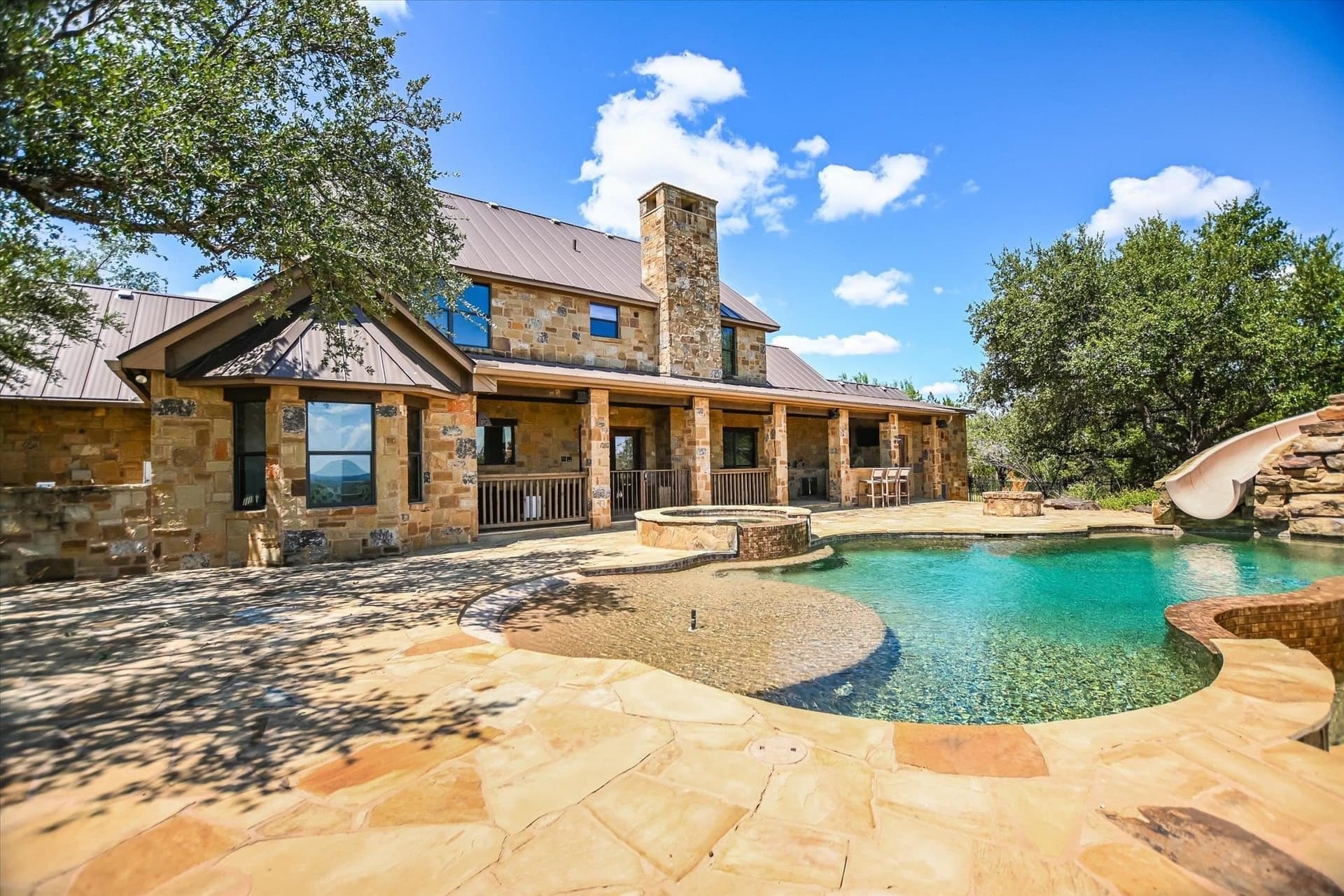 10.96 acres in Llano County