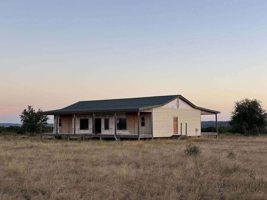 19.65 acres in Real County