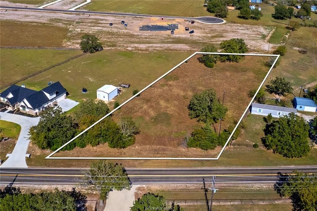 1.53 acres in Brazos County