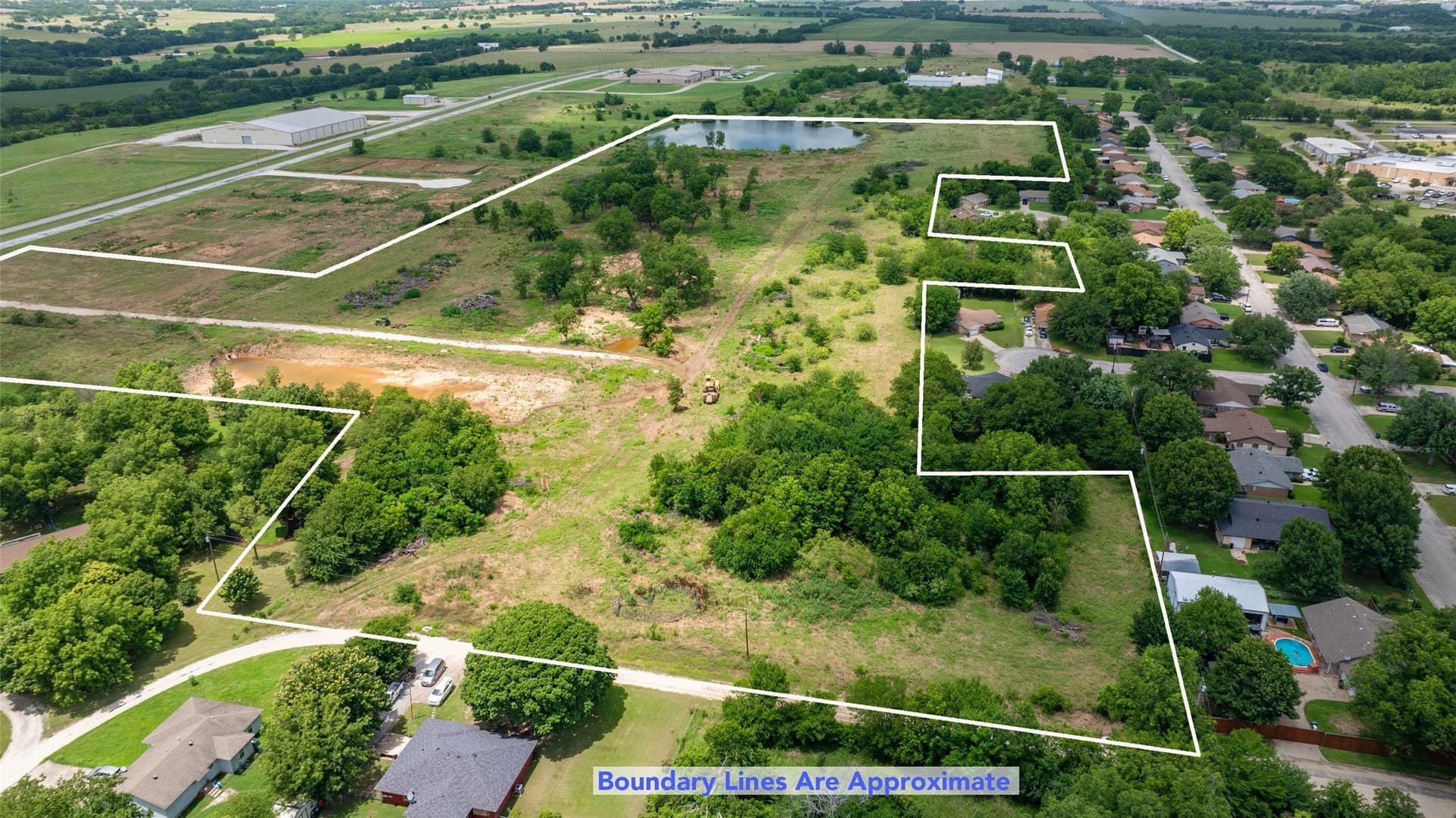 33.89 acres in Cooke County
