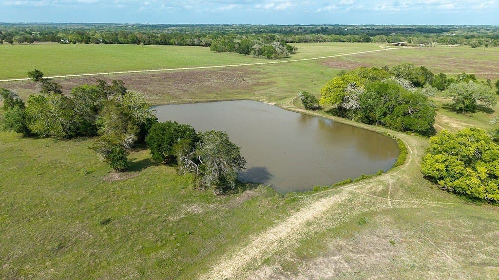 145.9 acres in Fayette County