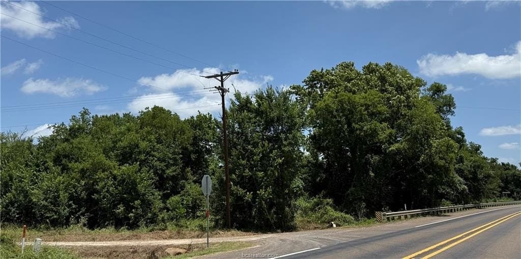 1.38 acres in Robertson County