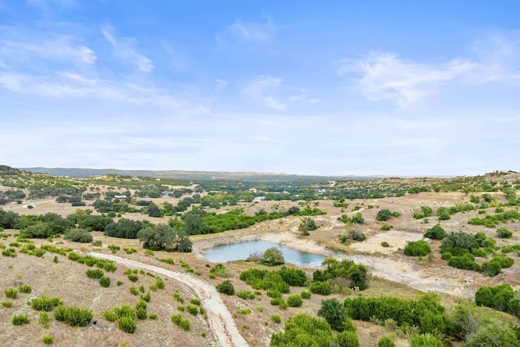 7.66 acres in Blanco County
