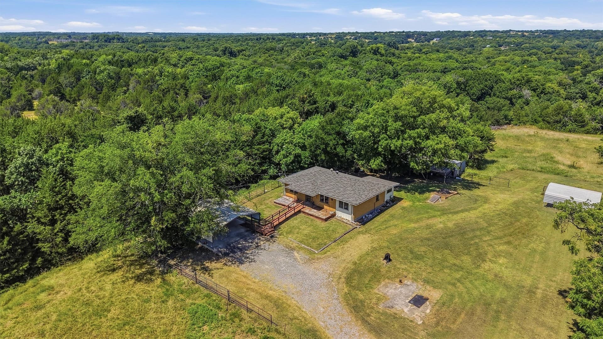37.5 acres in Grayson County