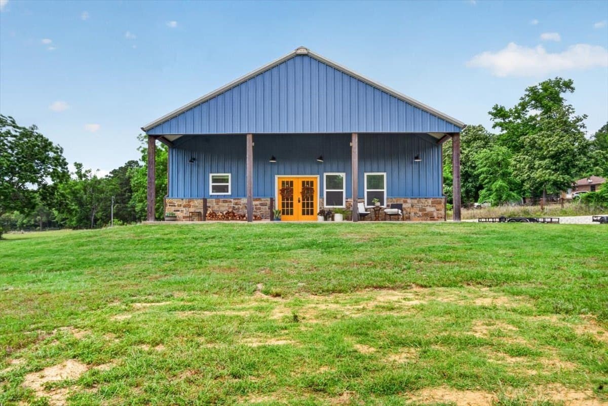15 acres in Smith County