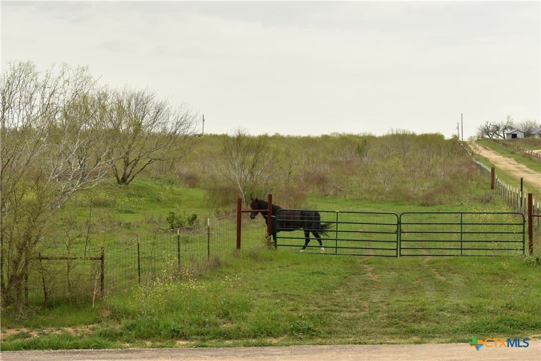 7.41 acres in Bastrop County