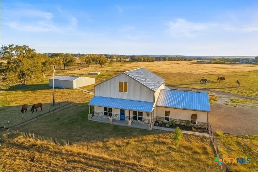 10 acres in Coryell County