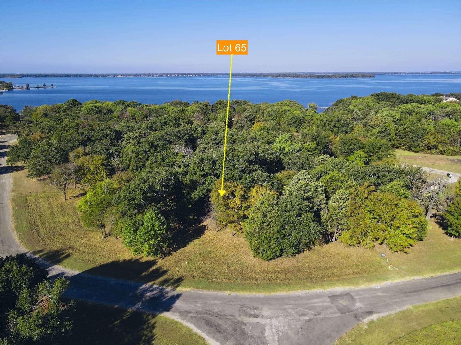 1.05 acres in Navarro County