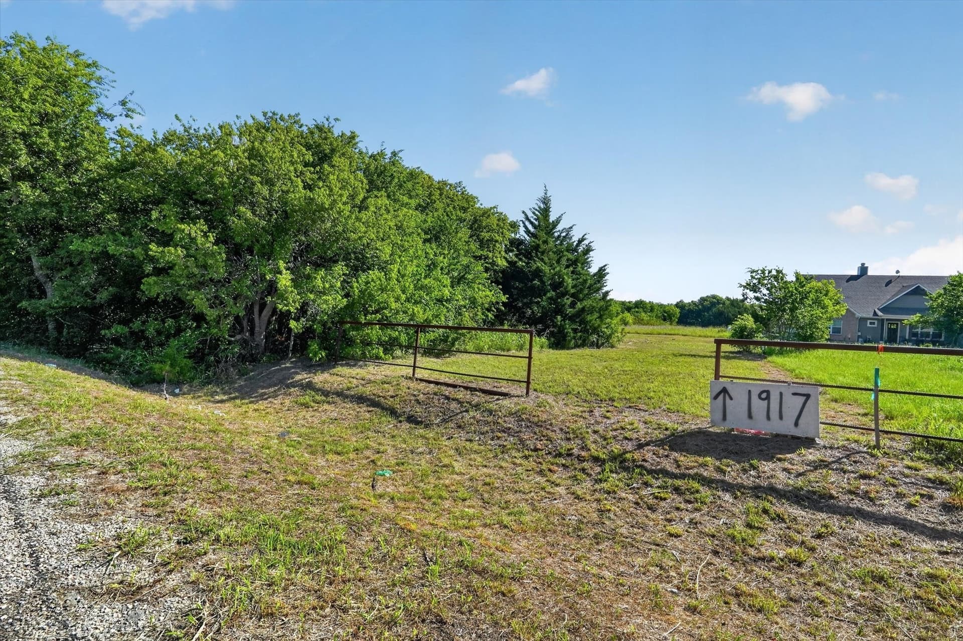 2.99 acres in Johnson County
