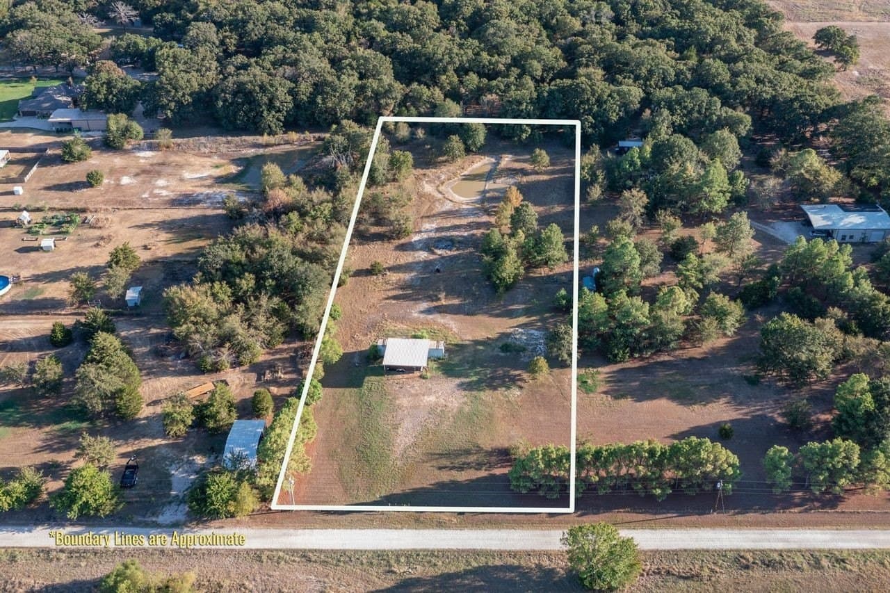 2.2 acres in Hunt County