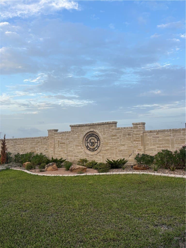 0.57 acres in Nueces County