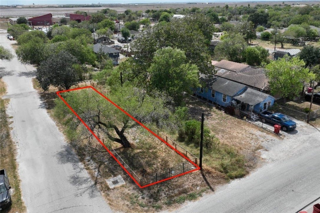 0.08 acres in Nueces County