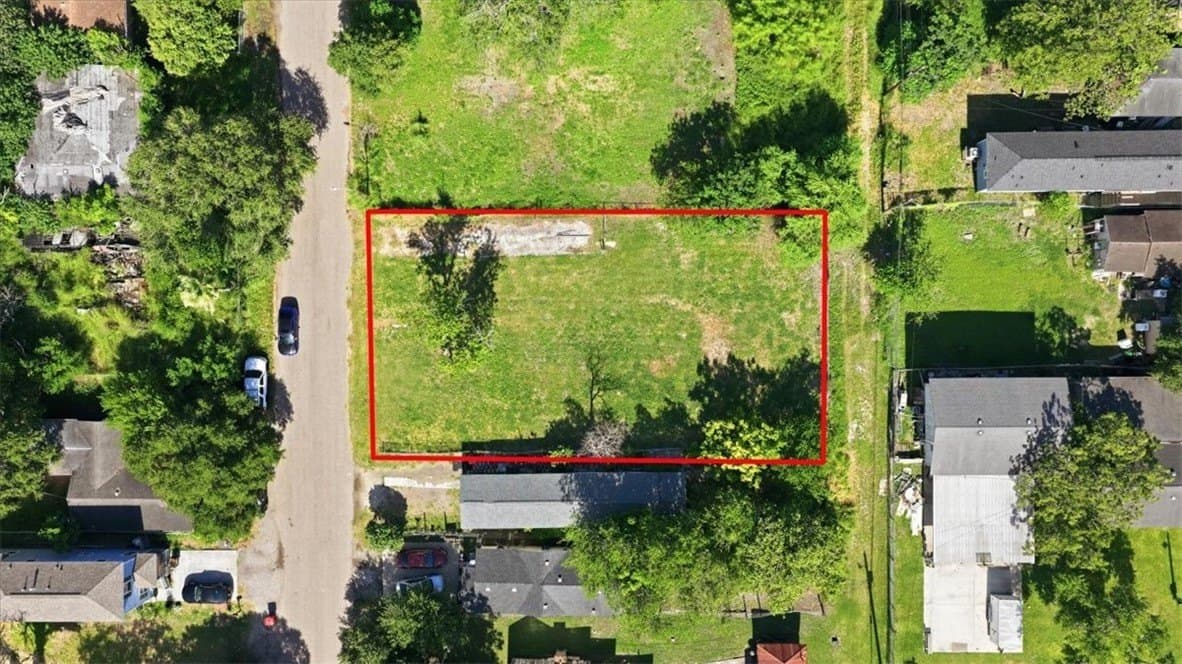 0.24 acres in Nueces County