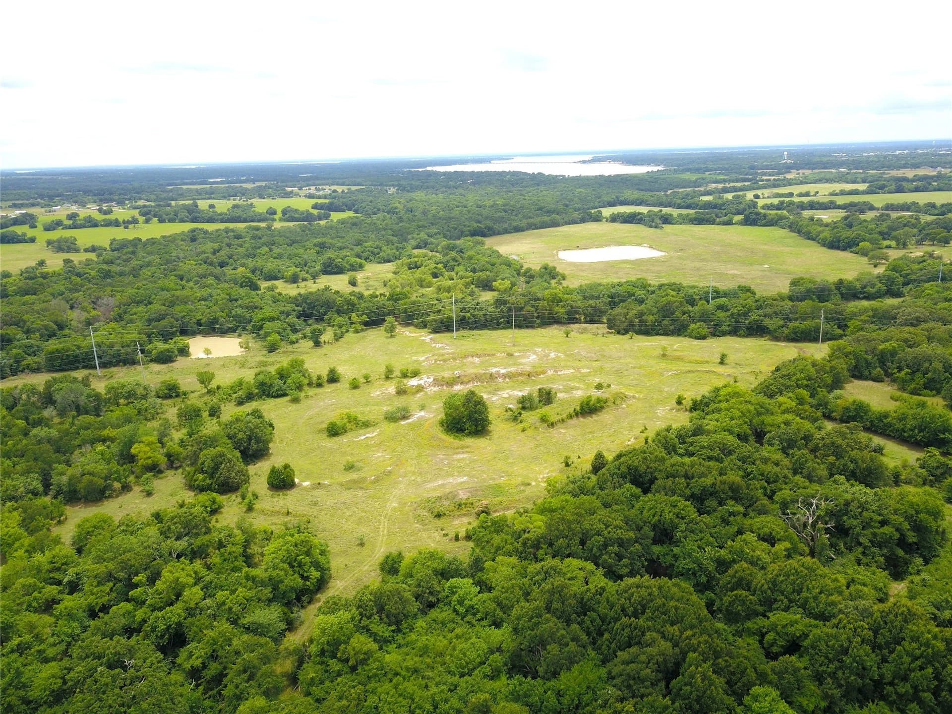 34.61 acres in Henderson County