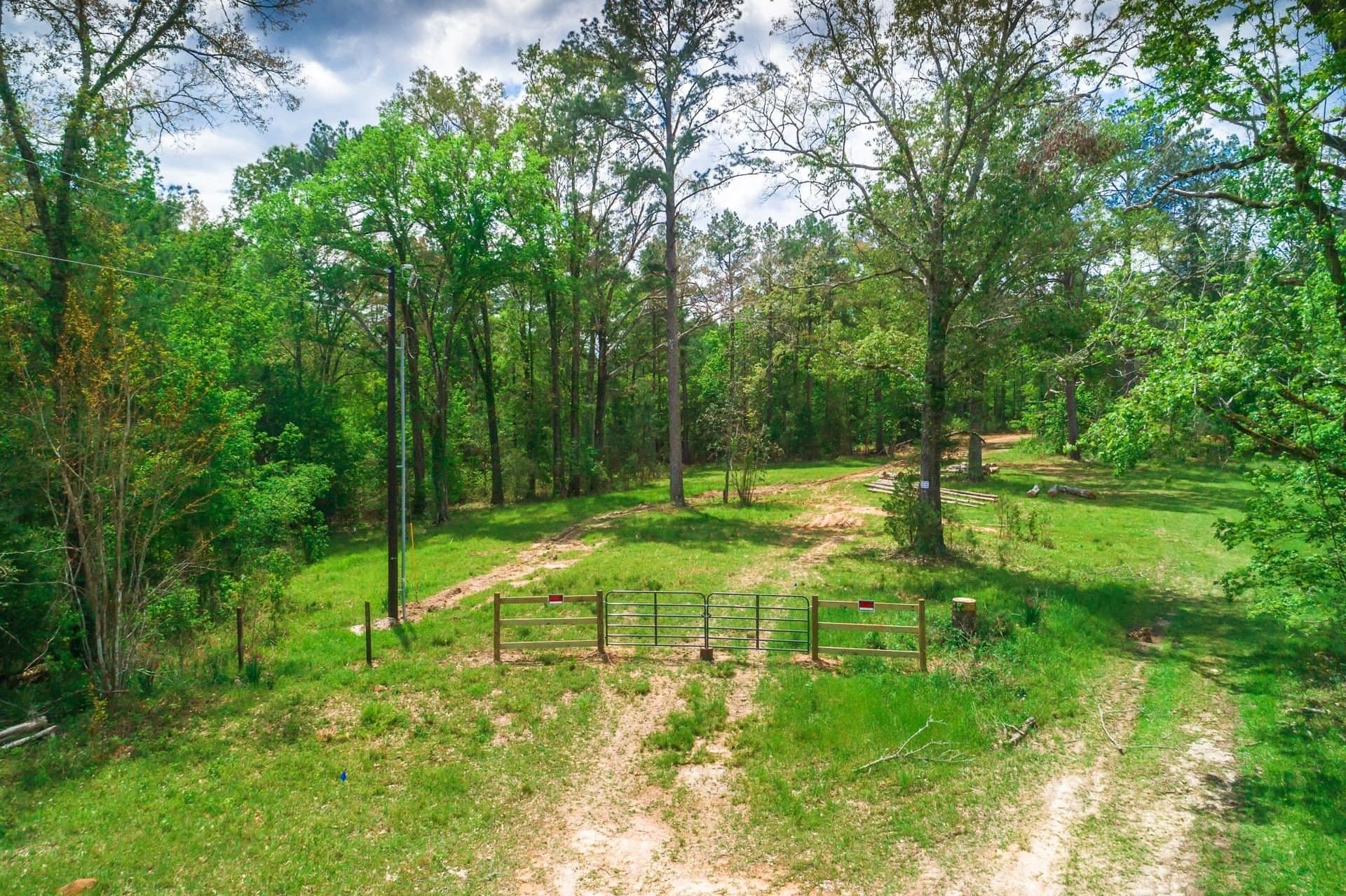 55.8 acres in Texas County