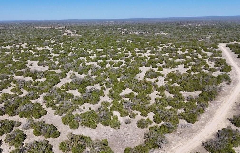20.57 acres in Schleicher County