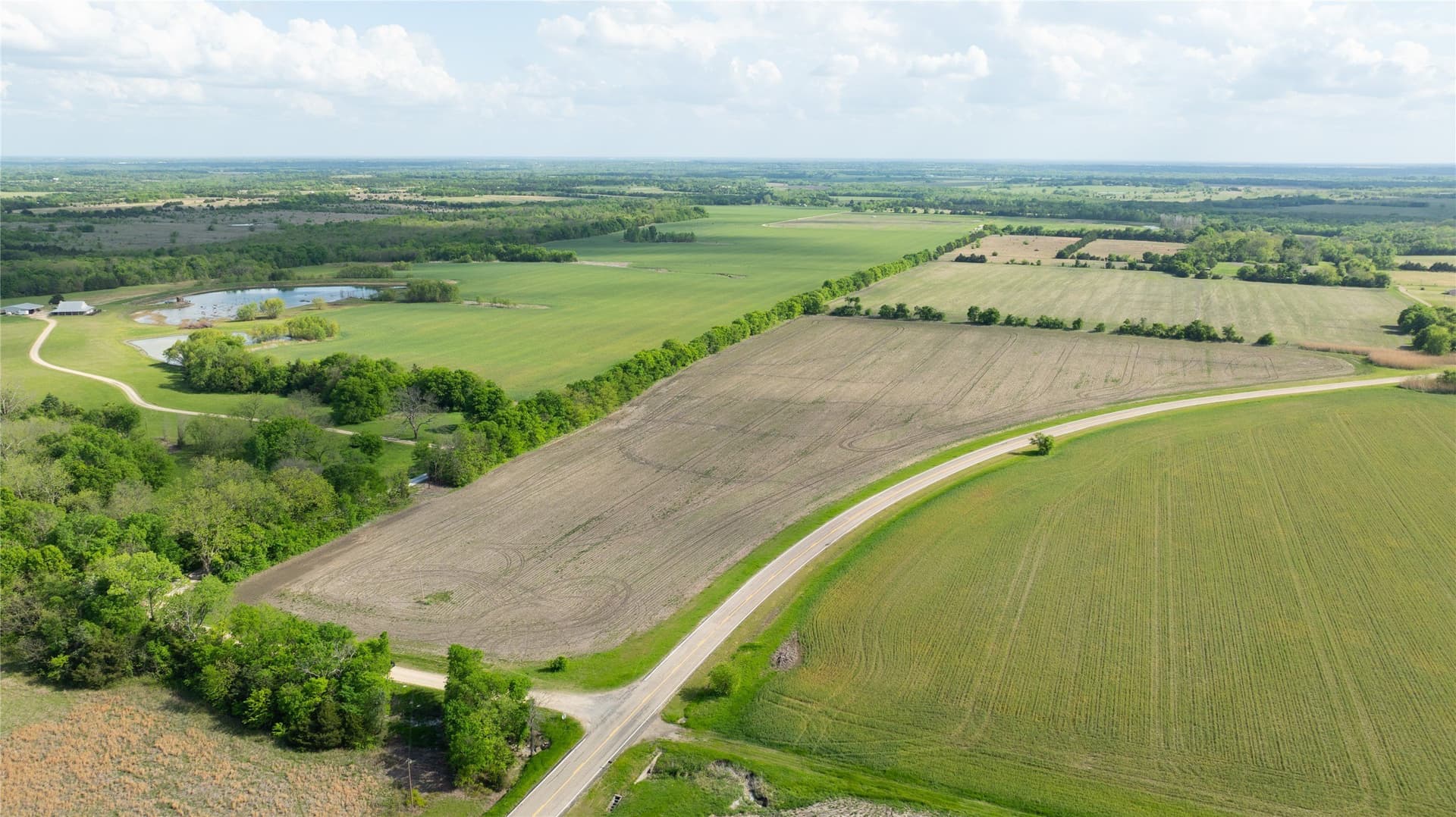 1 acres in Lamar County