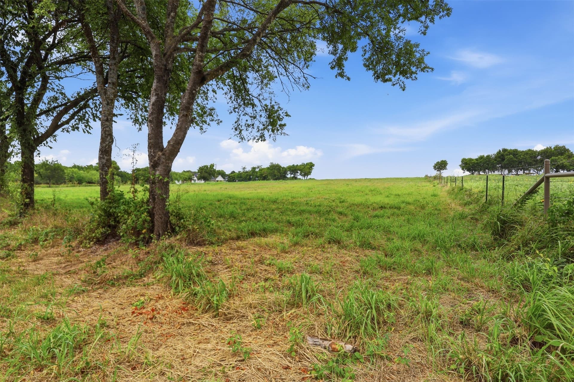 22.34 acres in Johnson County