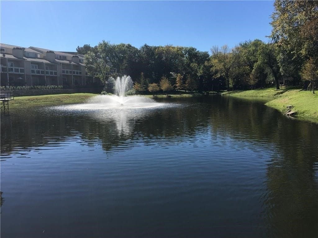10.06 acres in Dallas County