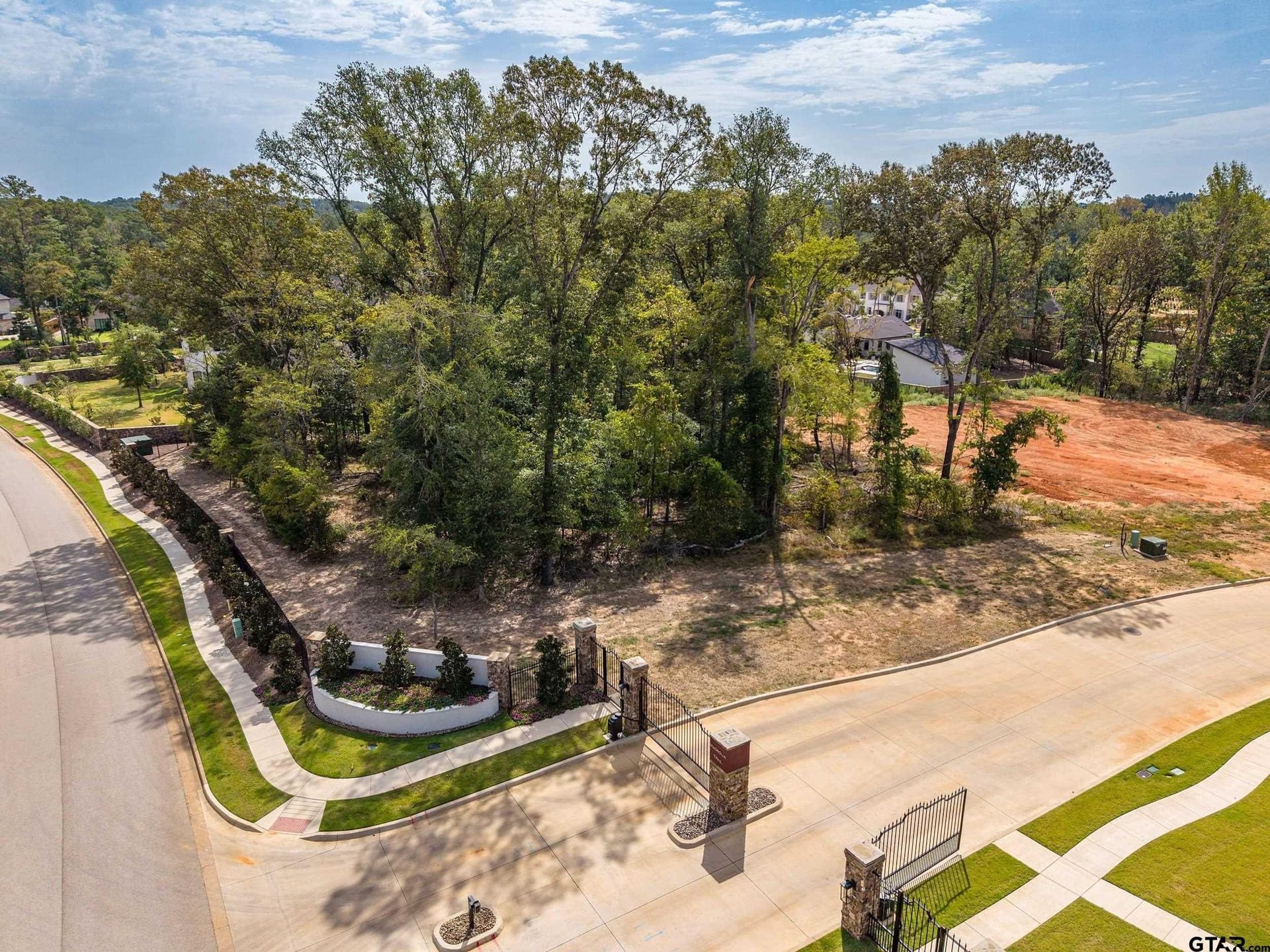 0.74 acres in Smith County