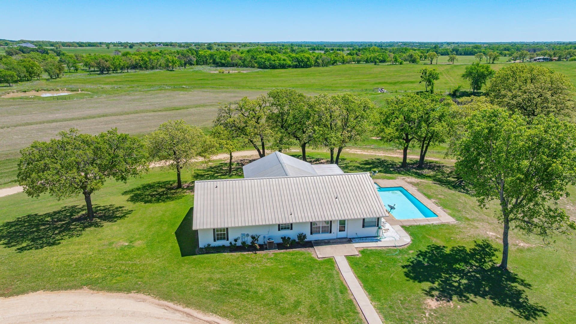 77.49 acres in Erath County