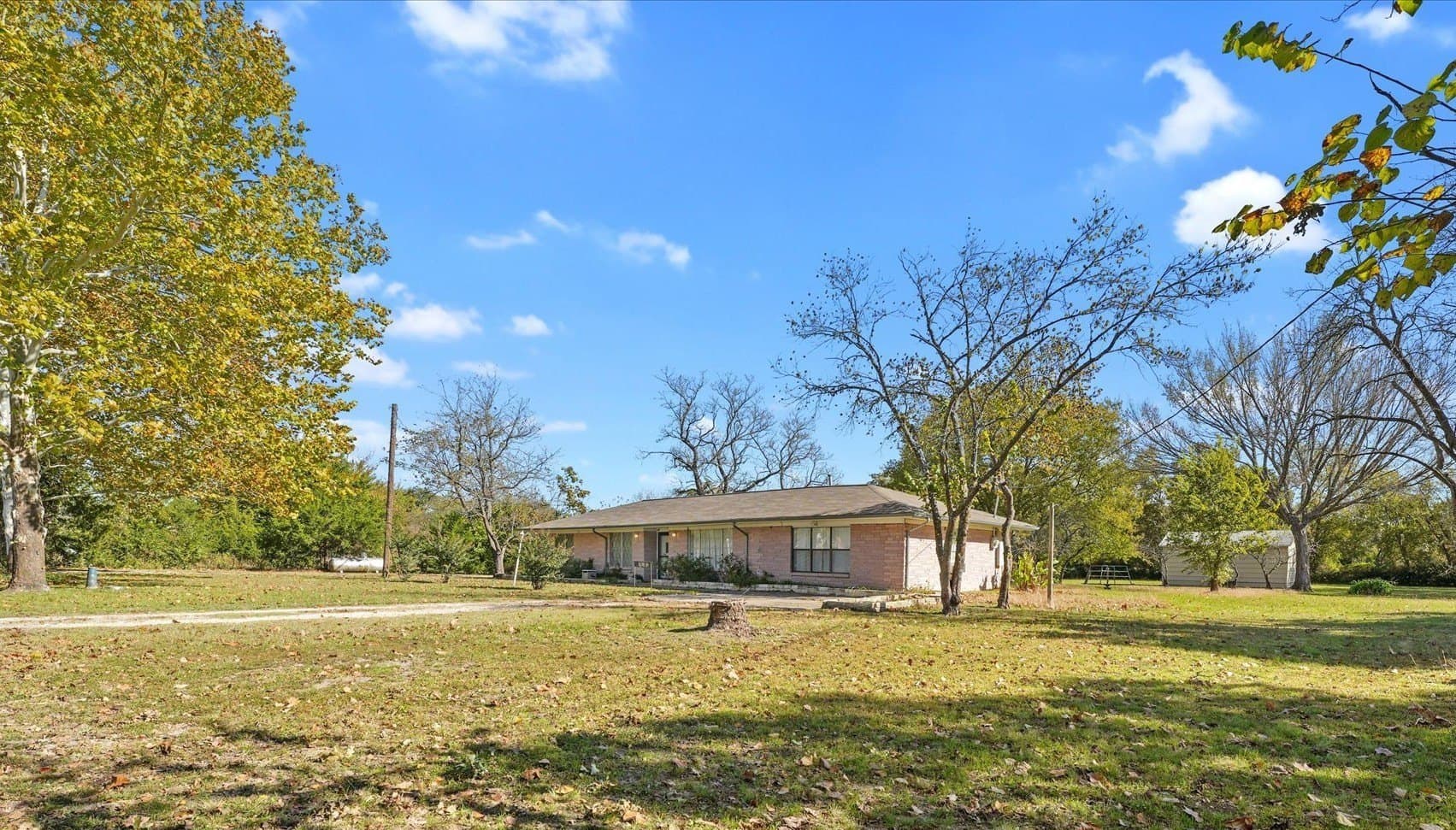 2 acres in Hunt County
