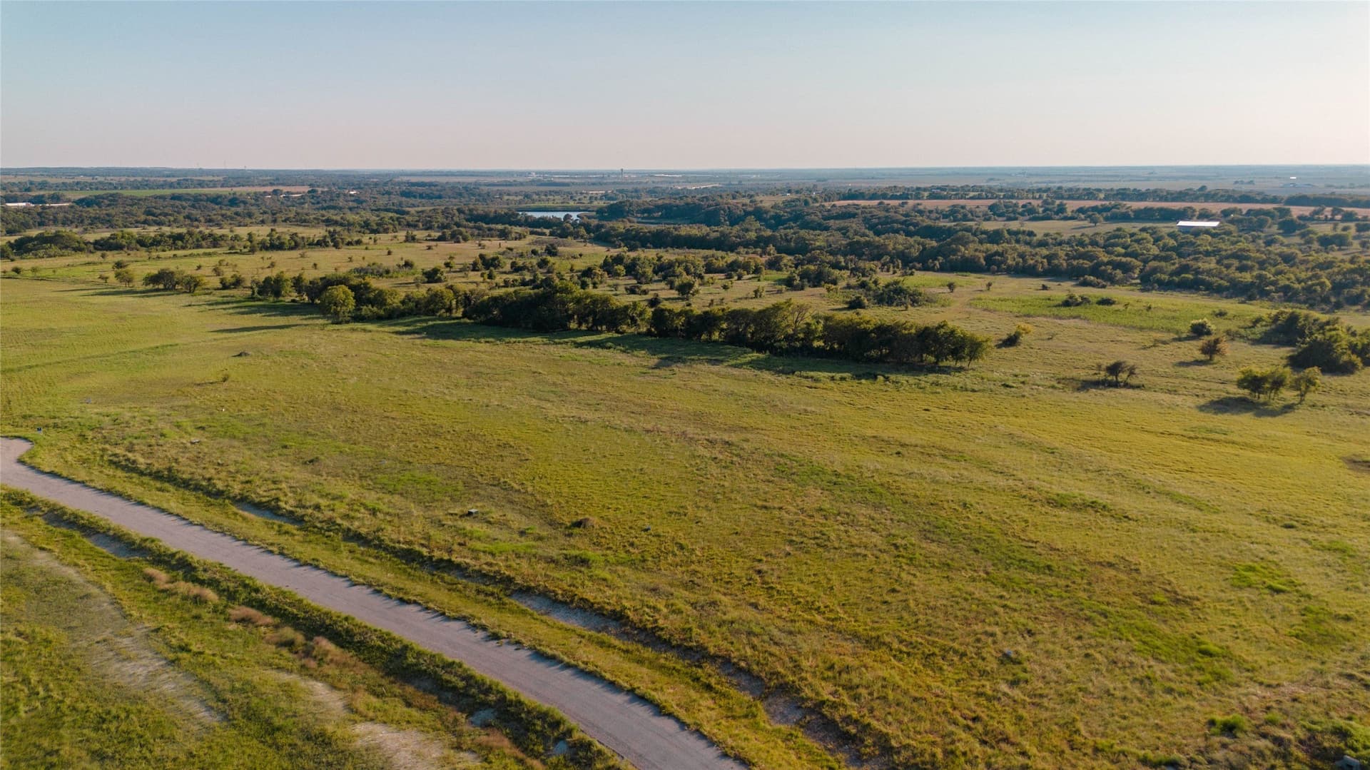 2.21 acres in Hill County