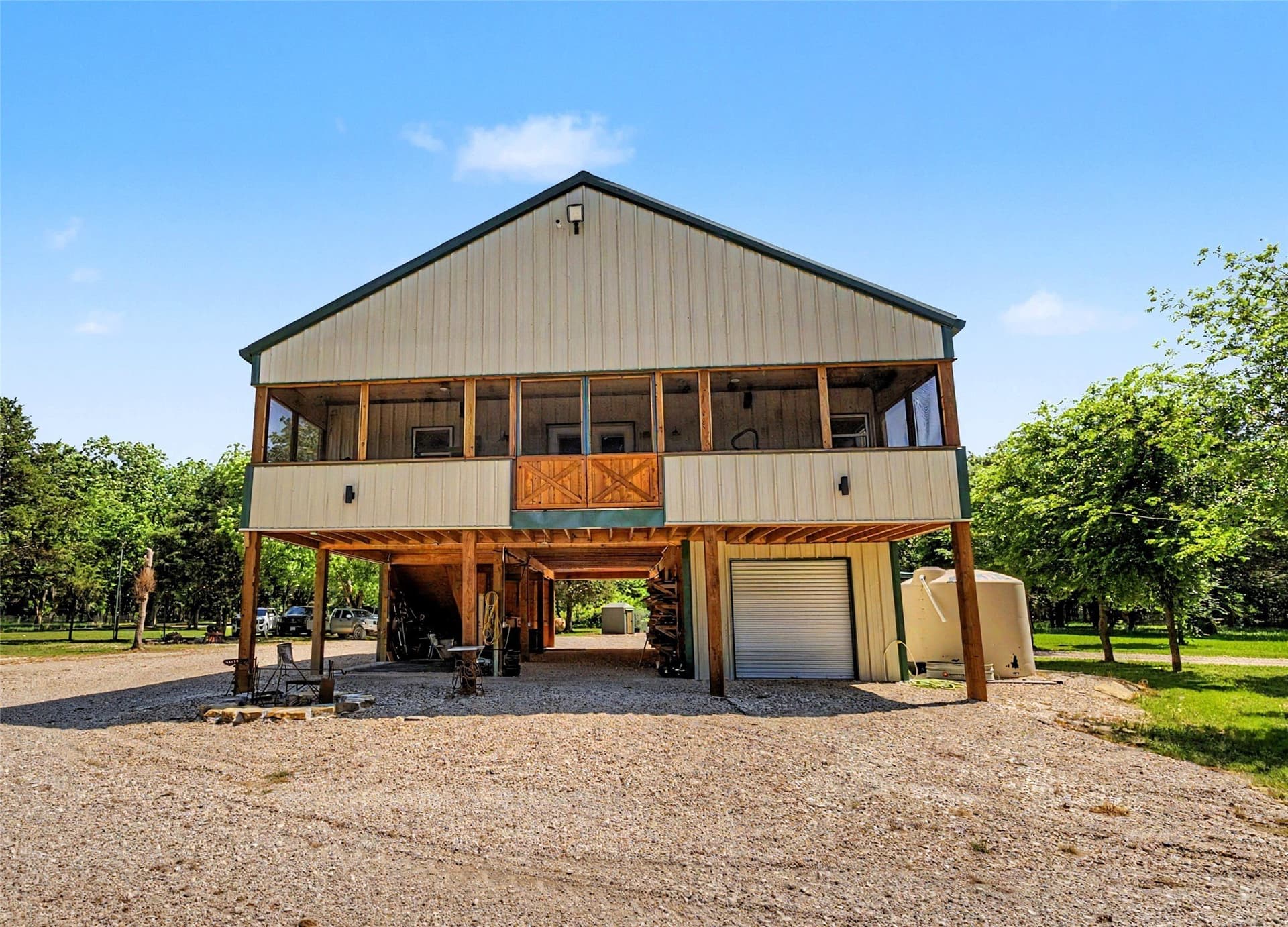 10.5 acres in Cooke County