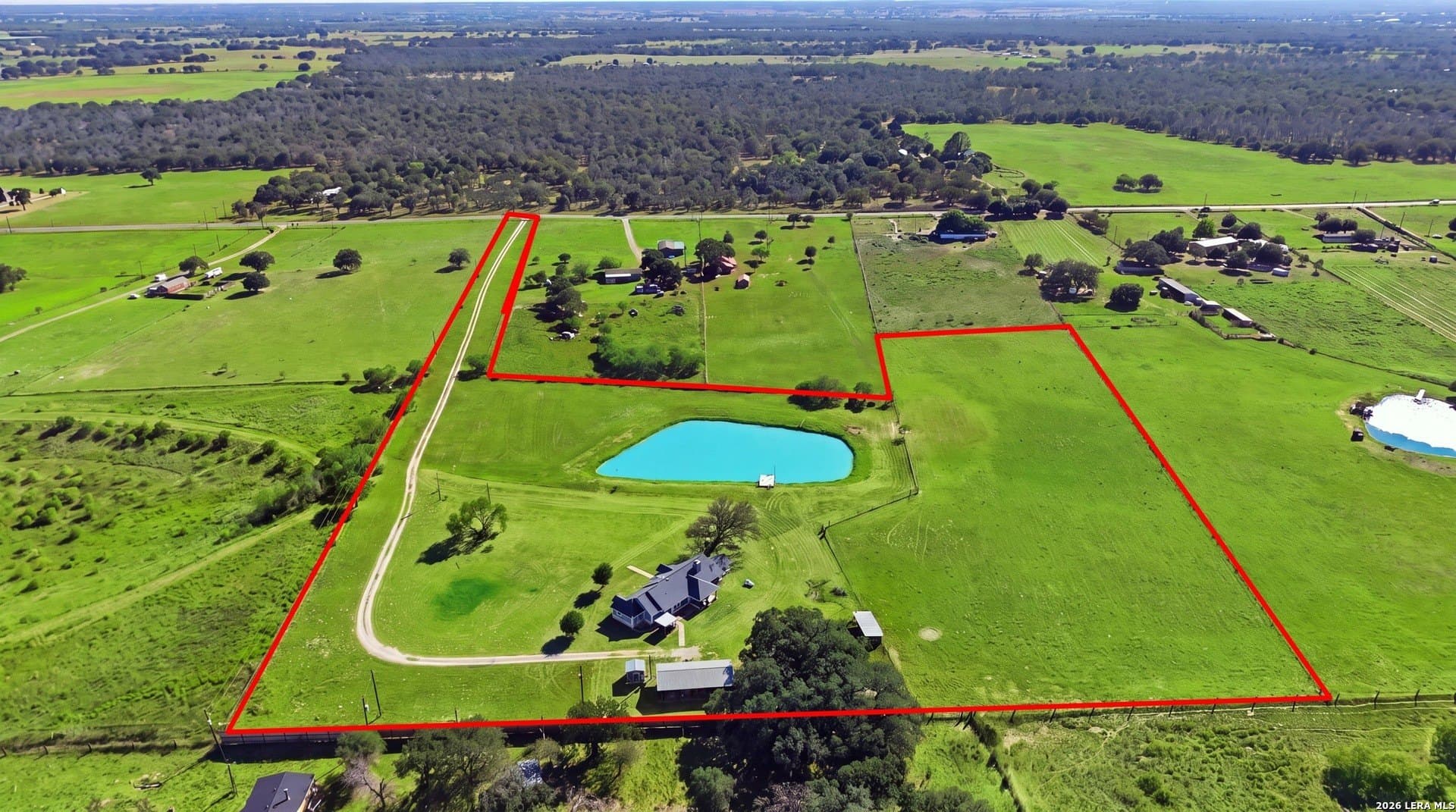 10.65 acres in Wilson County