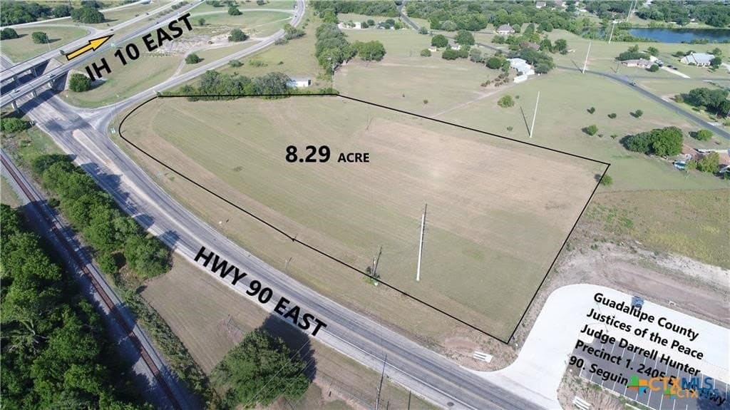 8.28 acres in Guadalupe County