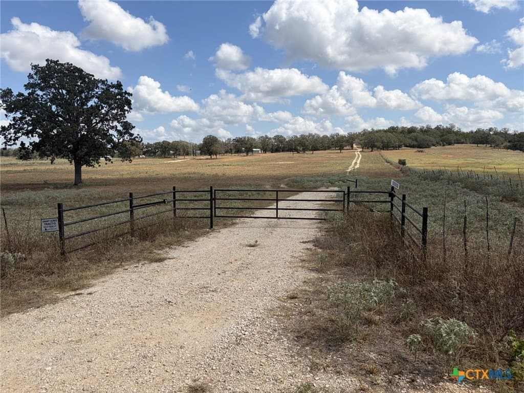 52.08 acres in Caldwell County