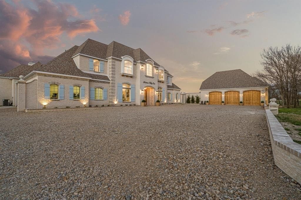 10.04 acres in Parker County